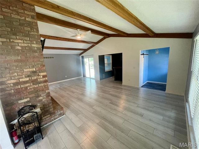 225 Timberidge Drive, St Peters, MO 63376