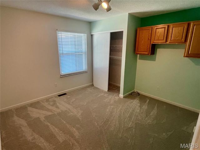 225 Timberidge Drive, St Peters, MO 63376