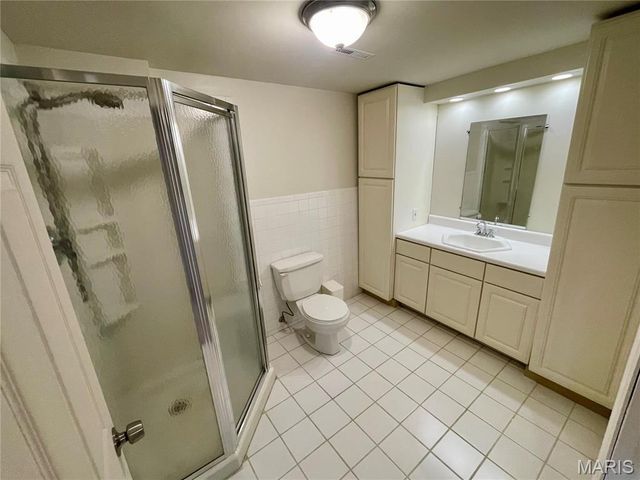 225 Timberidge Drive, St Peters, MO 63376