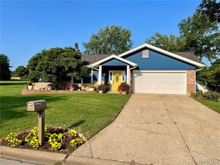 225 Timberidge Drive, St Peters, MO 63376