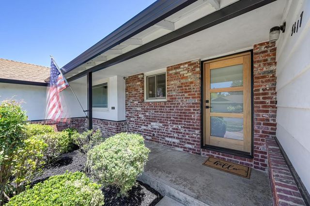 5617 Rosedale Way, Sacramento, CA 95822