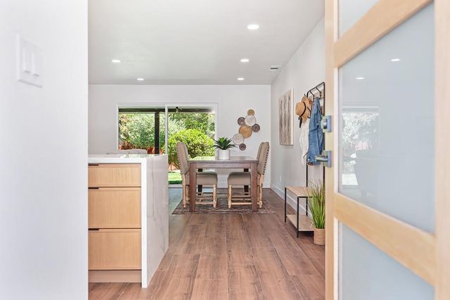 5617 Rosedale Way, Sacramento, CA 95822