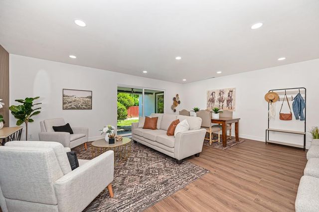 5617 Rosedale Way, Sacramento, CA 95822