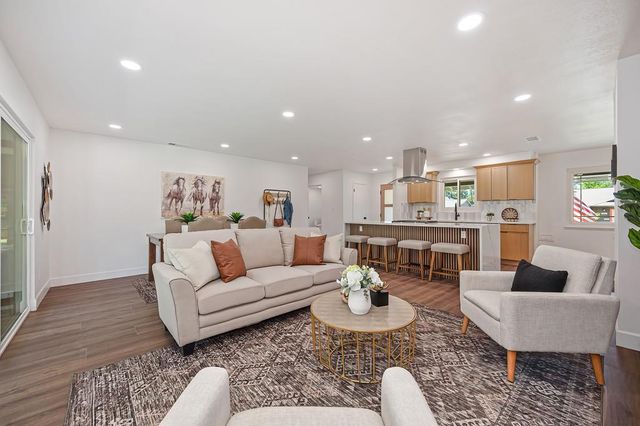 5617 Rosedale Way, Sacramento, CA 95822