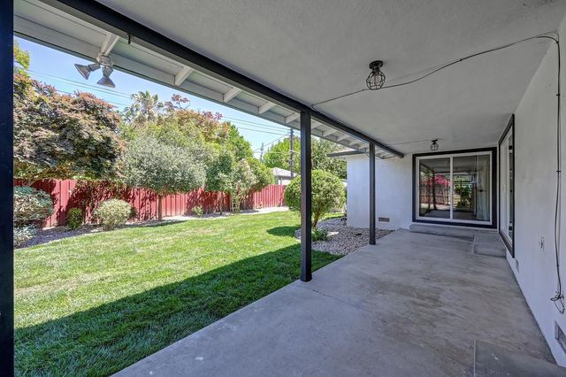 5617 Rosedale Way, Sacramento, CA 95822