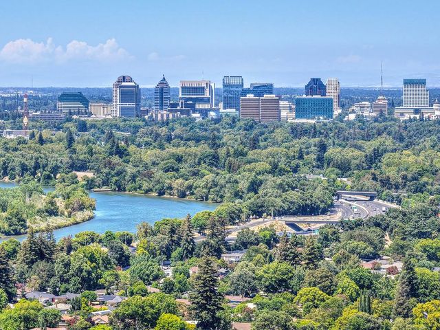 5617 Rosedale Way, Sacramento, CA 95822