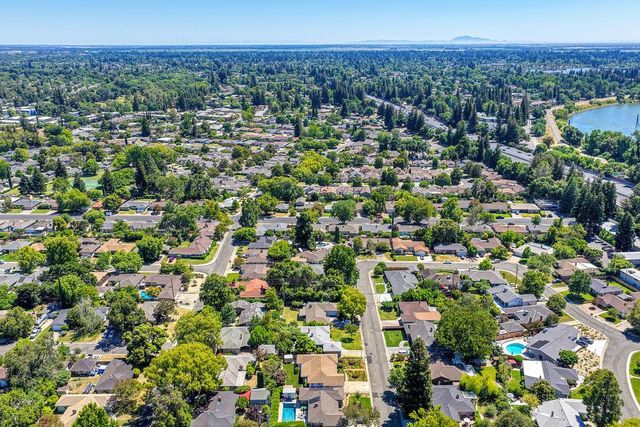 5617 Rosedale Way, Sacramento, CA 95822