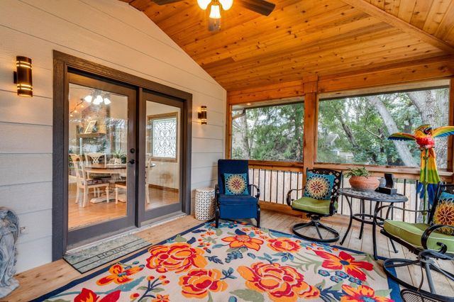 8418 W 19th St, Wichita, KS 67212