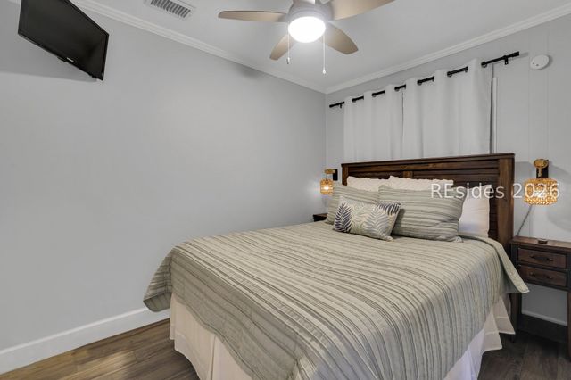 40 Folly Field Rd Apt A124, Hilton Head Island, SC 29928