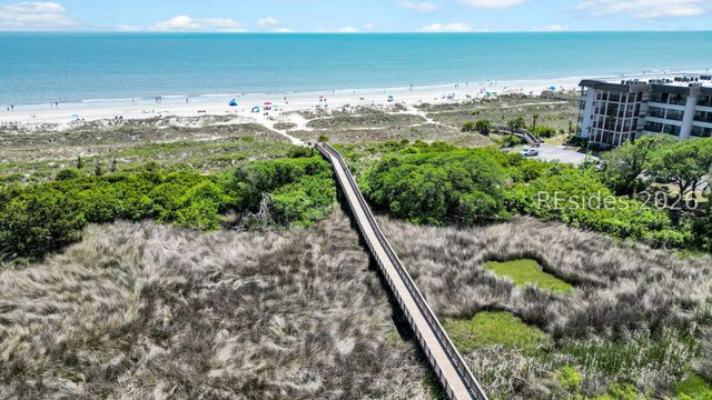 40 Folly Field Rd Apt A124, Hilton Head Island, SC 29928
