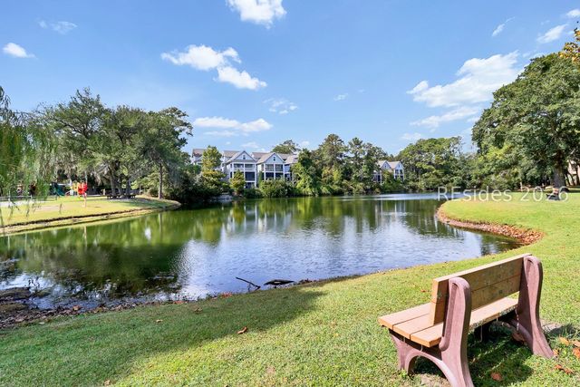 40 Folly Field Rd Apt A124, Hilton Head Island, SC 29928