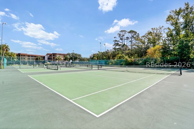 40 Folly Field Rd Apt A124, Hilton Head Island, SC 29928