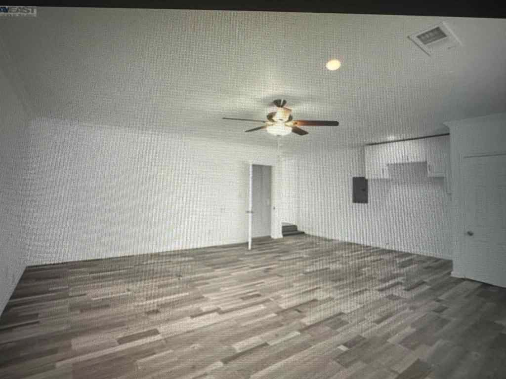 Image 12 of property listing at 1146 Lewis Ave, Vallejo, CA 94591