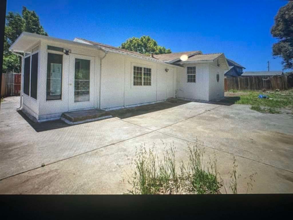Image 17 of property listing at 1146 Lewis Ave, Vallejo, CA 94591