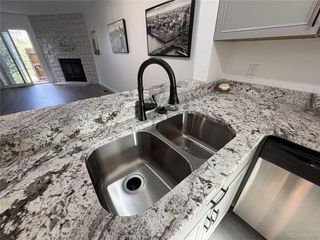 2280 S Jasper Way B, Aurora, CO 80013