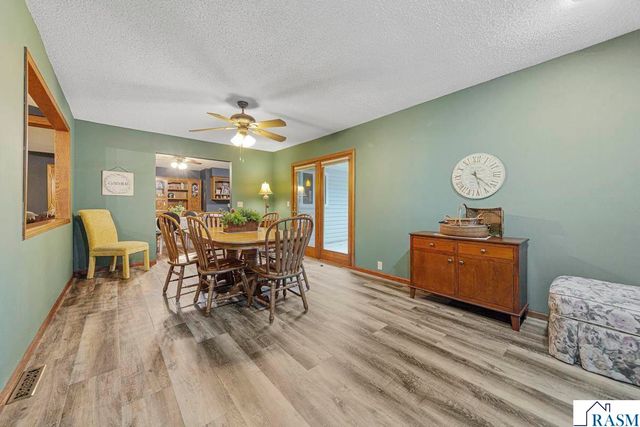 58560 Kirkwood Road, Mankato, MN 56001