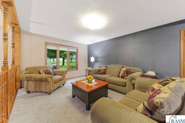 58560 Kirkwood Road, Mankato, MN 56001