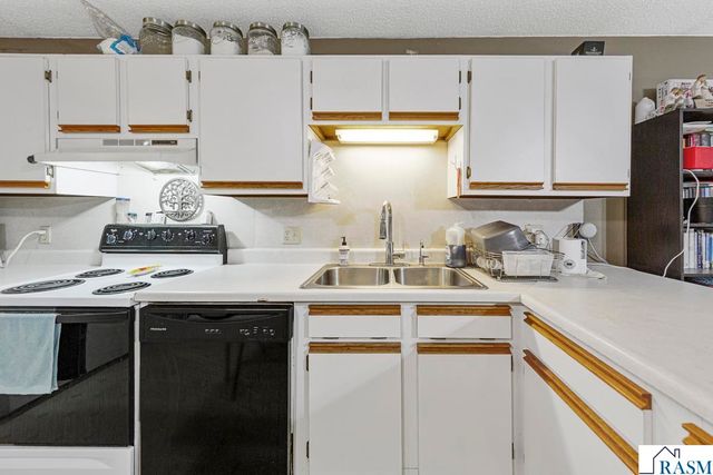 58560 Kirkwood Road, Mankato, MN 56001