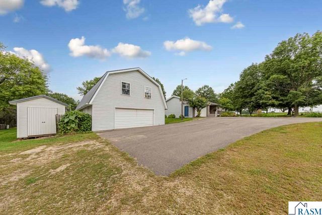 58560 Kirkwood Road, Mankato, MN 56001