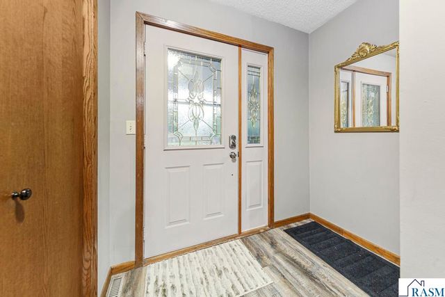 58560 Kirkwood Road, Mankato, MN 56001