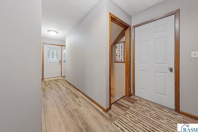 58560 Kirkwood Road, Mankato, MN 56001