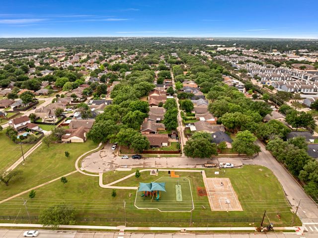 1125 Hillwood Drive, Lewisville, TX 75067