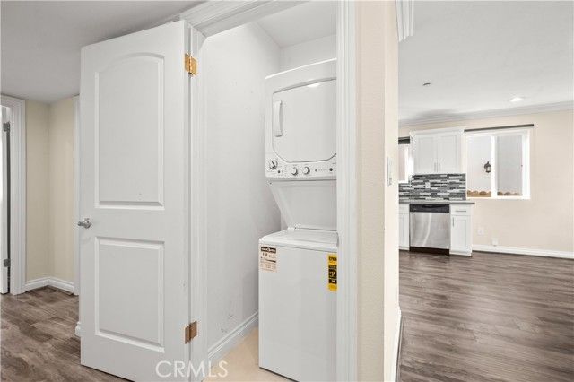 4816 Saturn Street, Los Angeles, CA 90019