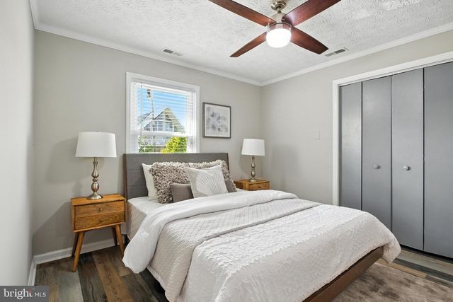 106 LIGHTHOUSE DR, Hampton, VA 23664