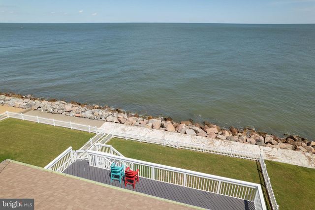 106 LIGHTHOUSE DR, Hampton, VA 23664