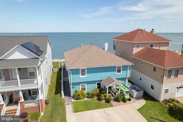 106 LIGHTHOUSE DR, Hampton, VA 23664