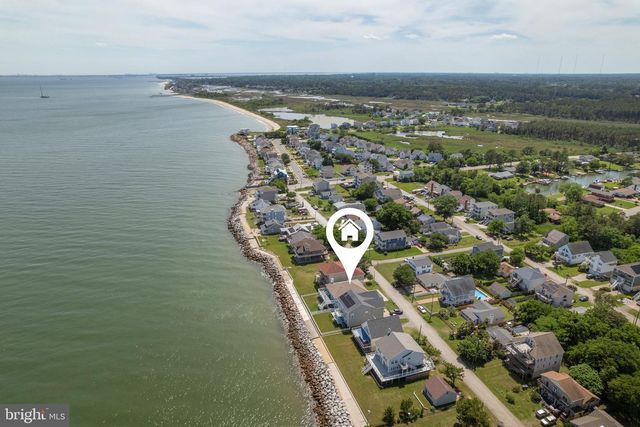 106 LIGHTHOUSE DR, Hampton, VA 23664