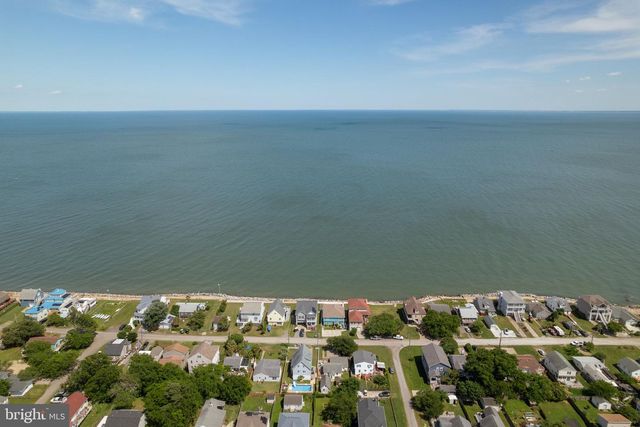 106 LIGHTHOUSE DR, Hampton, VA 23664