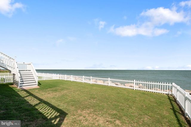 106 LIGHTHOUSE DR, Hampton, VA 23664