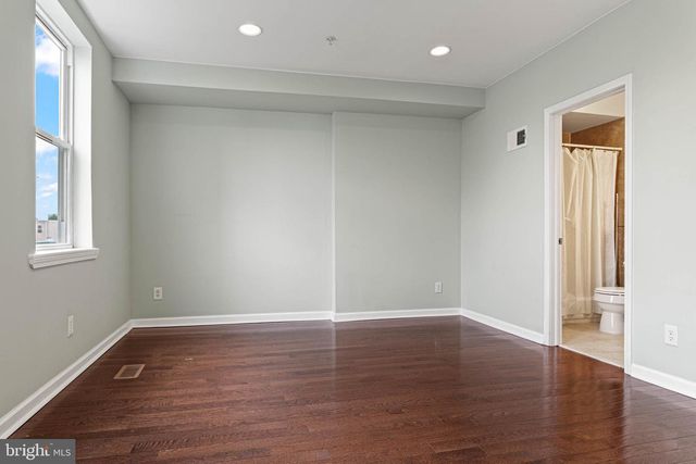 1216 S 20TH ST, Philadelphia, PA 19146