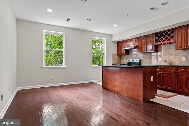 1216 S 20TH ST, Philadelphia, PA 19146
