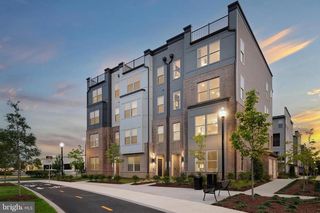 2152 GLACIER RD #66, Herndon, VA 20170