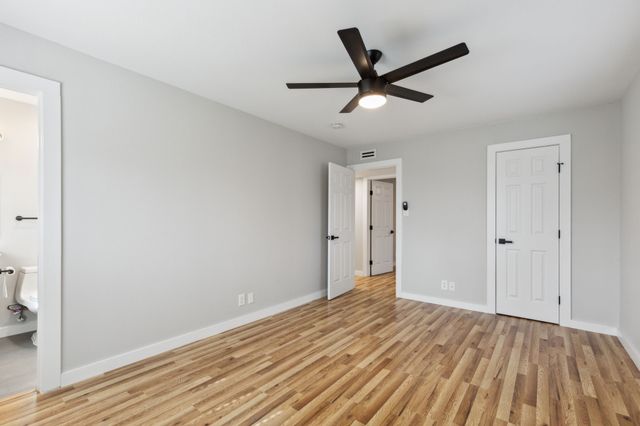 827 Greenhaven Drive, Richardson, TX 75080