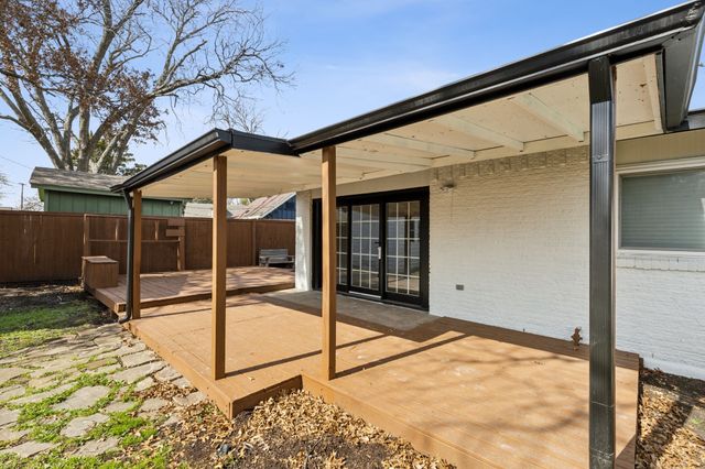 827 Greenhaven Drive, Richardson, TX 75080