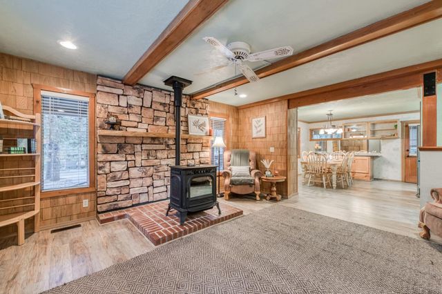 41800 Dogwood Rd, Shaver Lake, CA 93664