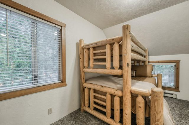 41800 Dogwood Rd, Shaver Lake, CA 93664