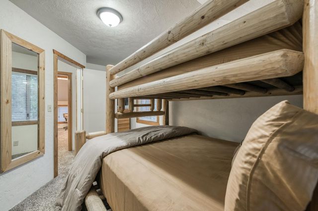 41800 Dogwood Rd, Shaver Lake, CA 93664