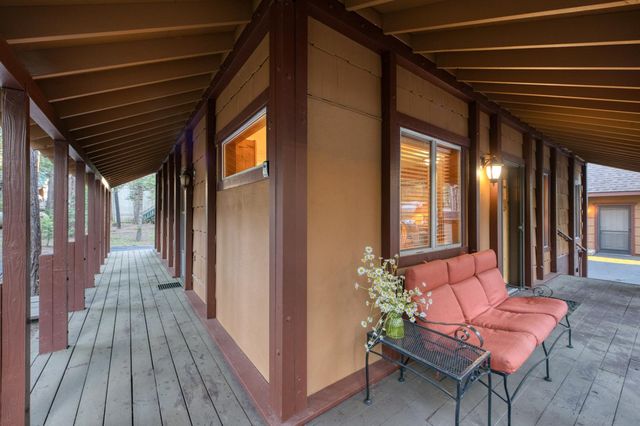 41800 Dogwood Rd, Shaver Lake, CA 93664
