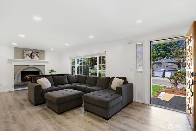 3623 SW 331st Place, Federal Way, WA 98023