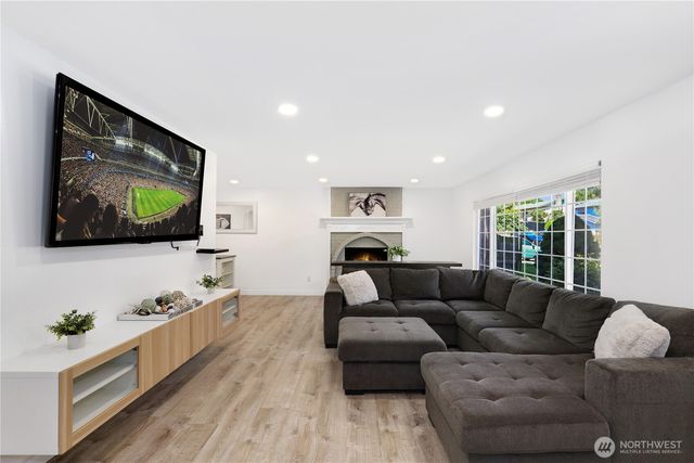 3623 SW 331st Place, Federal Way, WA 98023