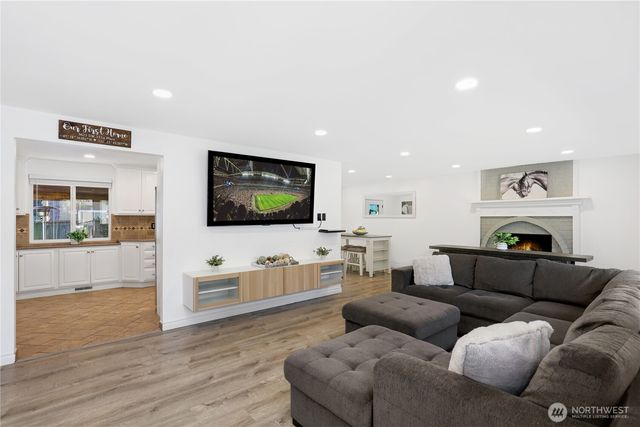 3623 SW 331st Place, Federal Way, WA 98023
