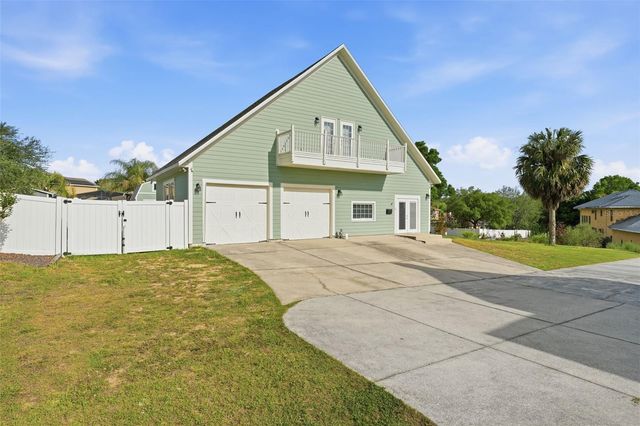 835 BUTCH CASSIDY LANE, Eustis, FL 32726