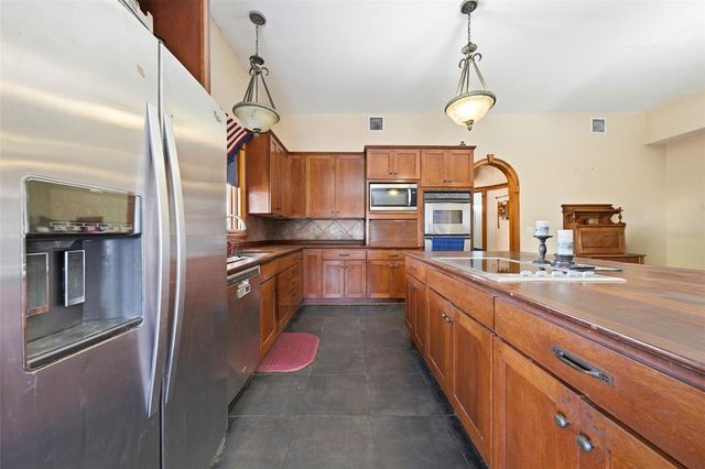 835 BUTCH CASSIDY LANE, Eustis, FL 32726