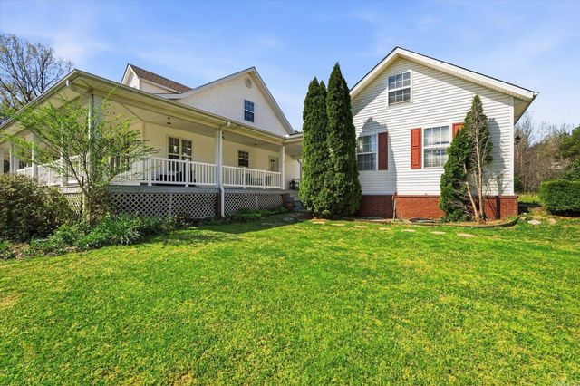 3012 Mt Carmel RD, Paragould, AR 72450