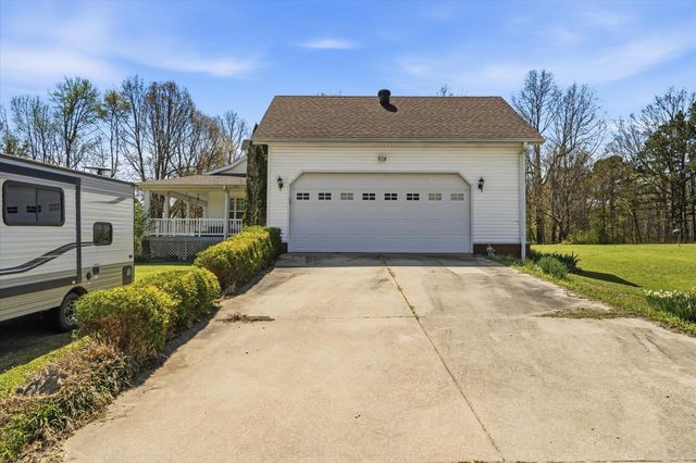 3012 Mt Carmel RD, Paragould, AR 72450