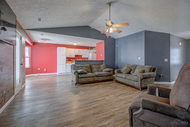 623 Willow Place, Trenton, OH 45067